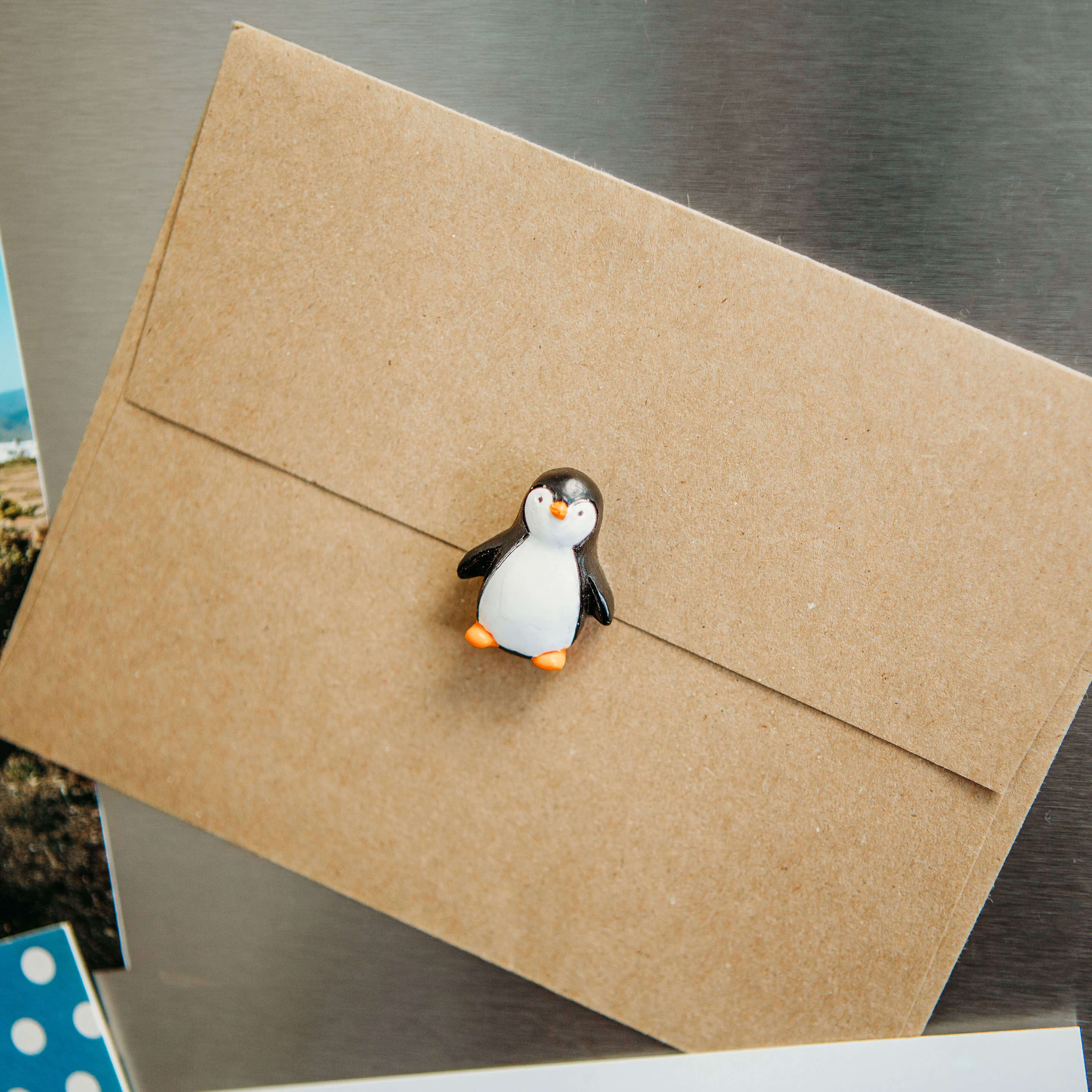 colorful PENGUIN magnets s/4