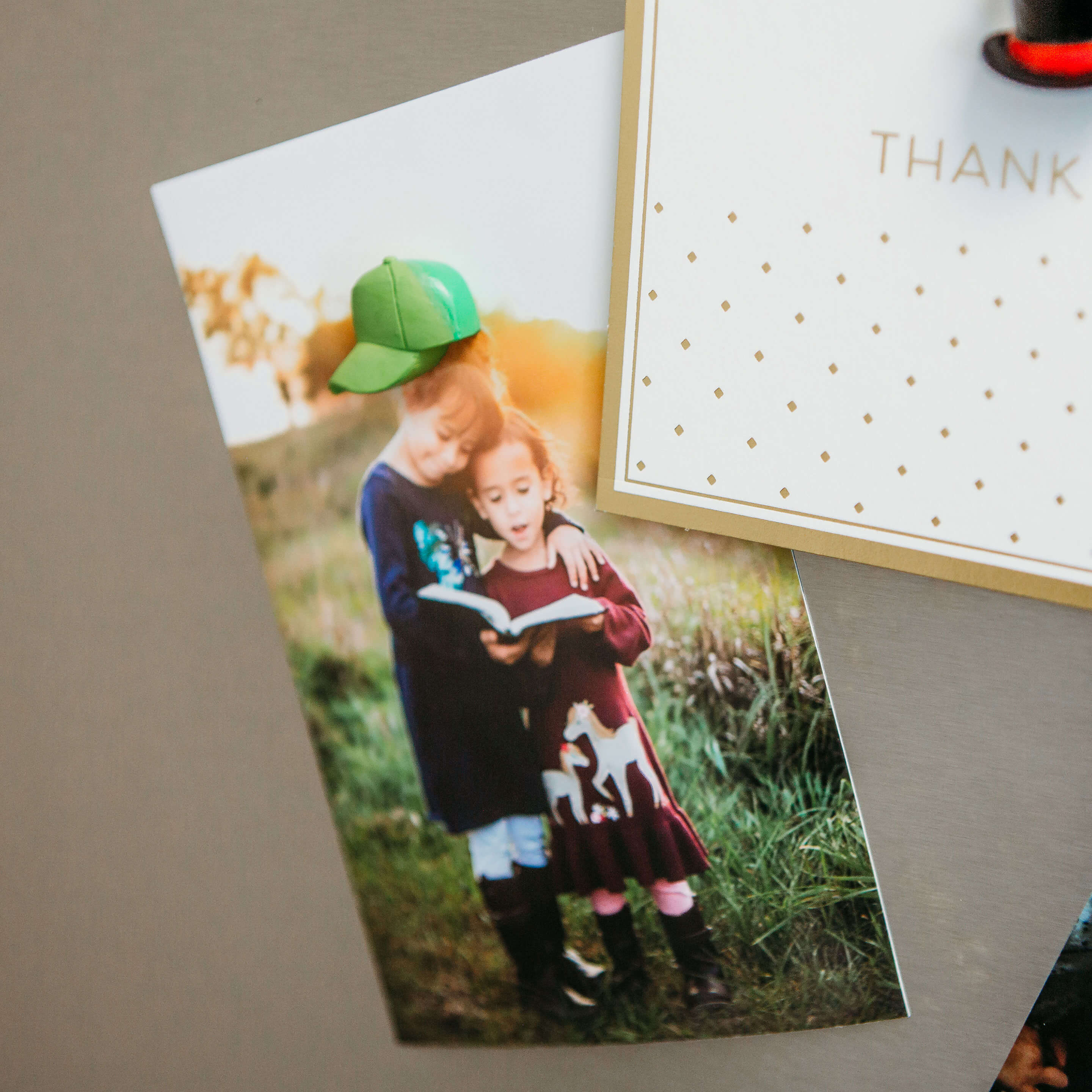 colorful HAT magnets s/4