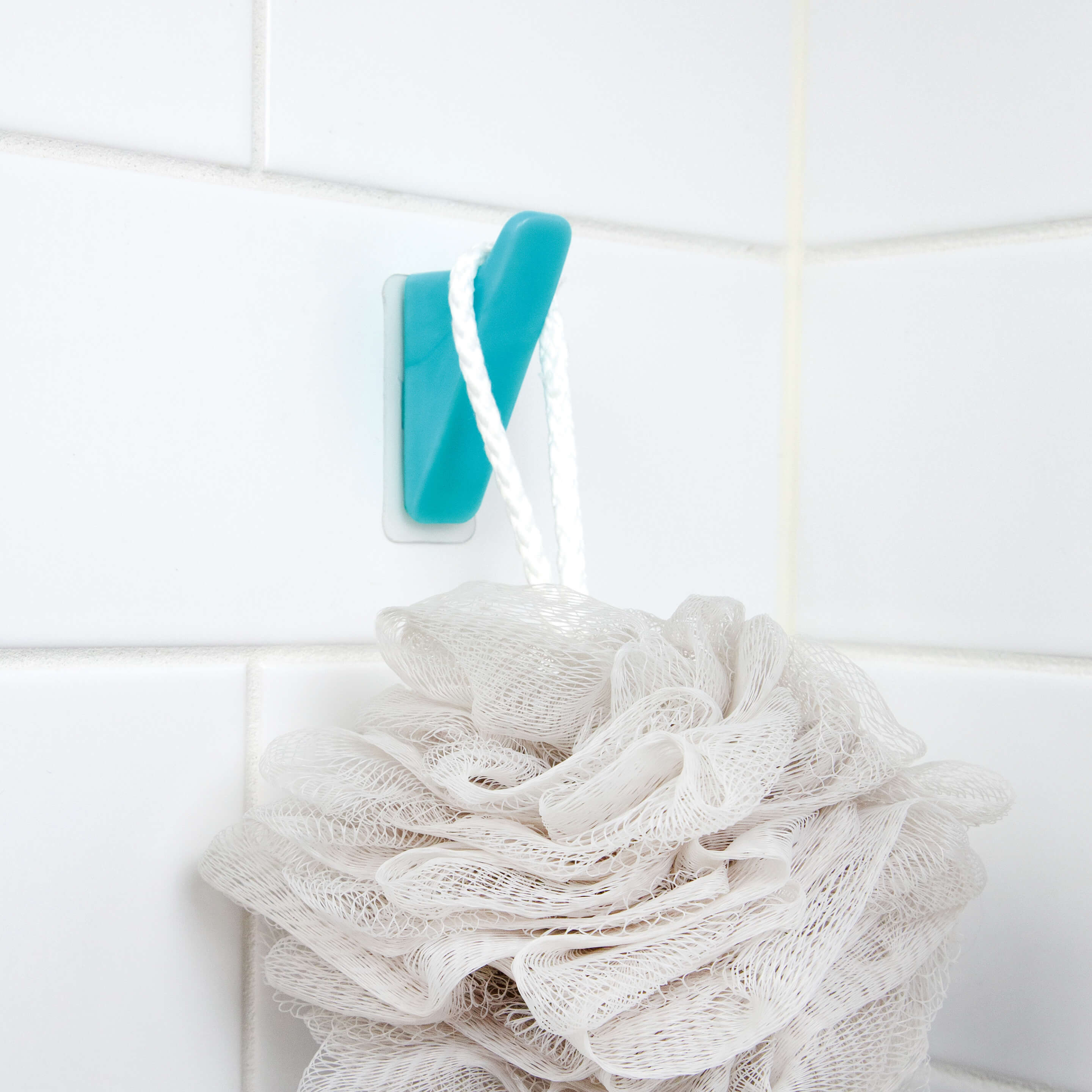 aquafolio set of 3 large hooks with adhesive bracket