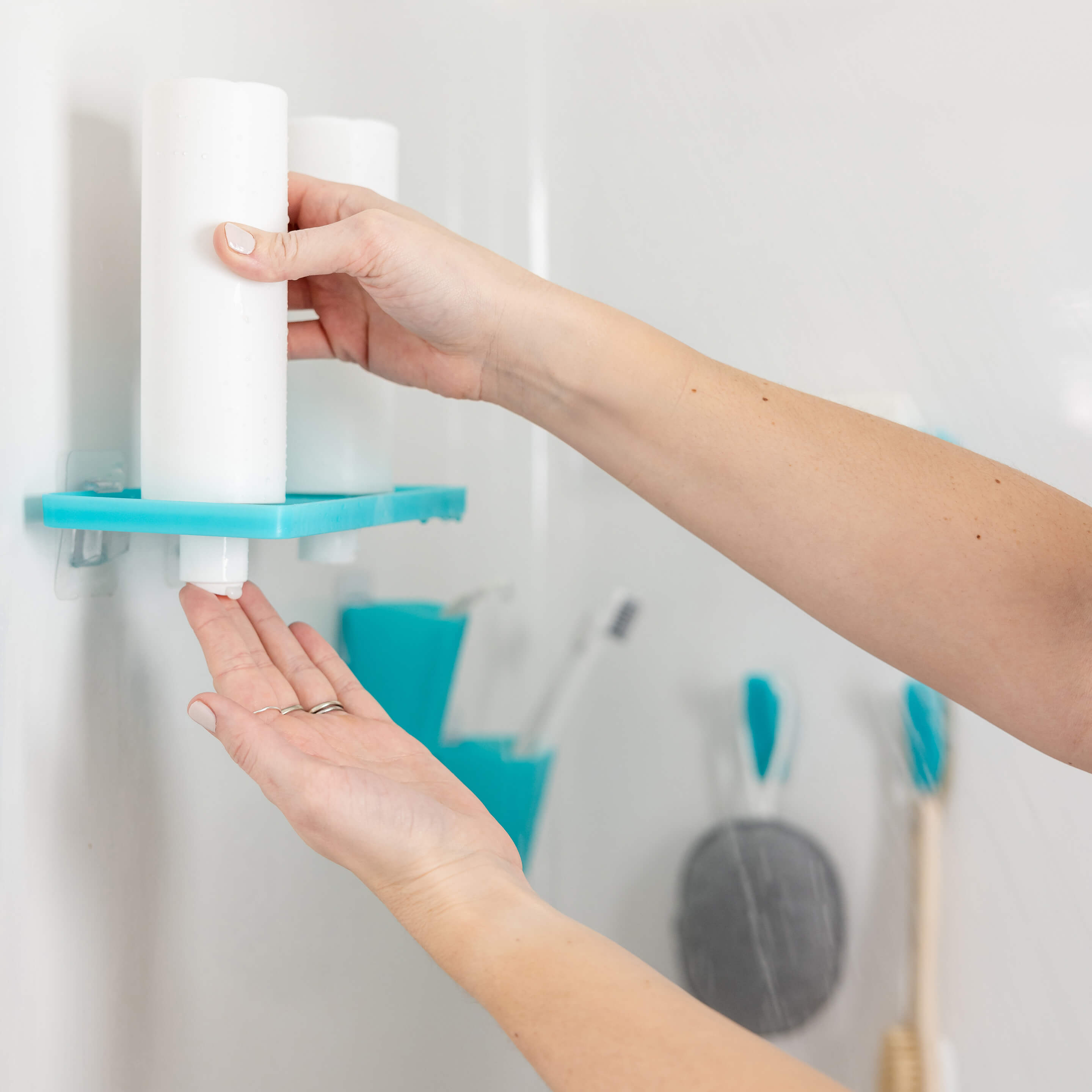 Shower Clutter: Getting the Bottle Skyline Off the Tub Edge