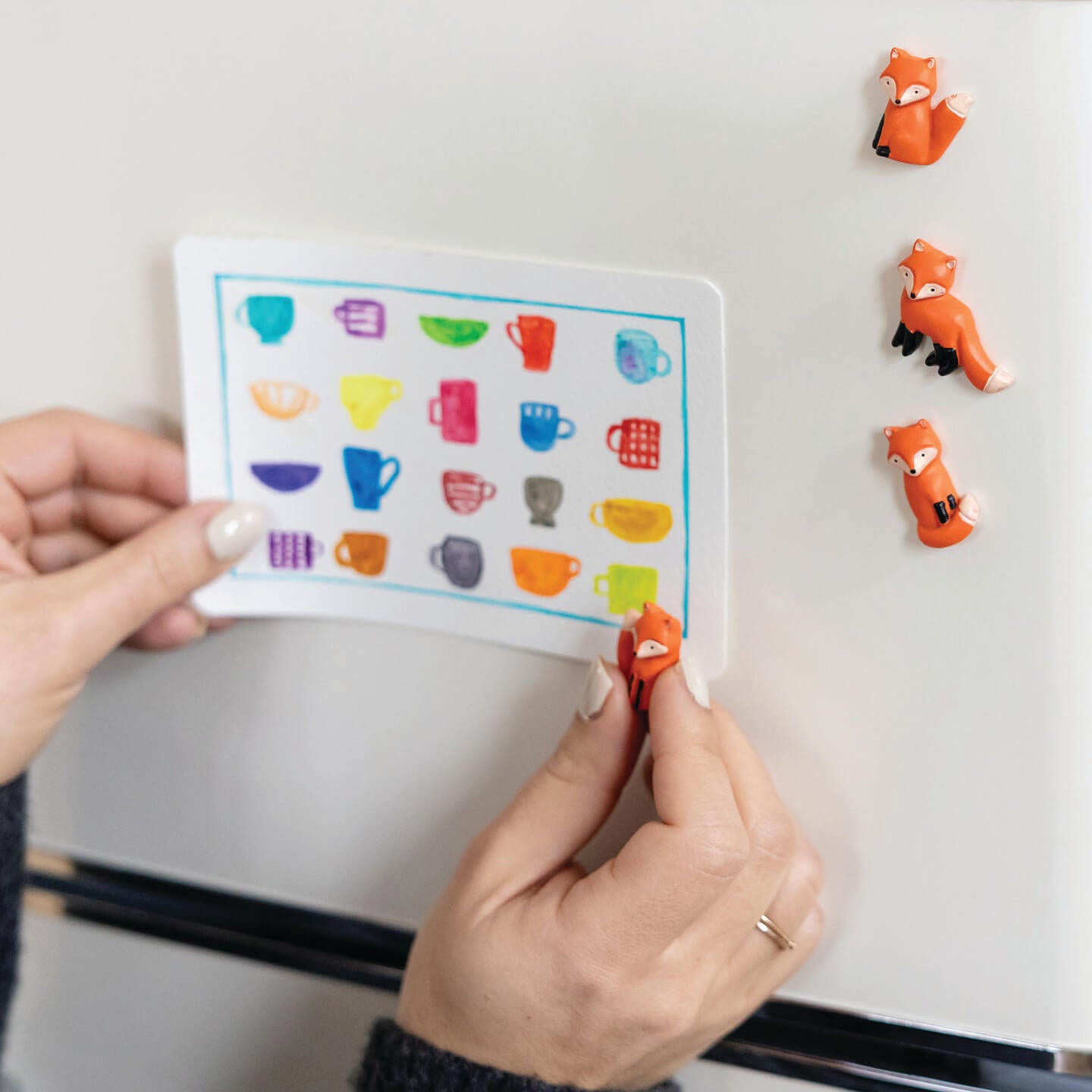 4 Best Strong Small Magnets for an Organized Office