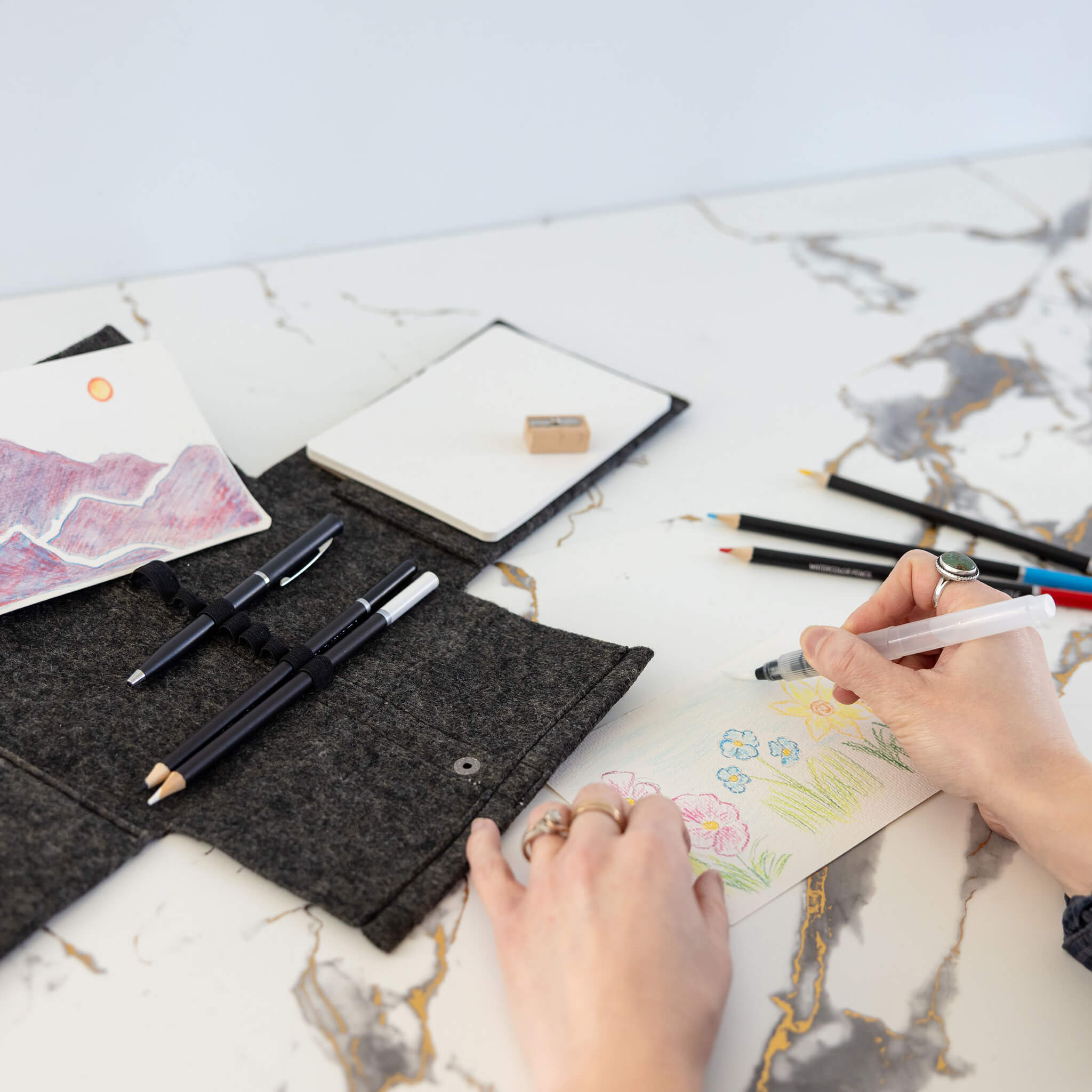 jOTBLOCK travel postcard watercolor pencil set